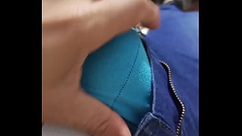 Bajando Mis Pantalones Para Ustedes Y Les Muestro Mi Polla Levantandose