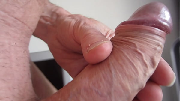 Show My Dick In Cologne Germany - Exhibitionist