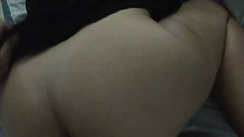 Esposa Deliciosa Exibindo