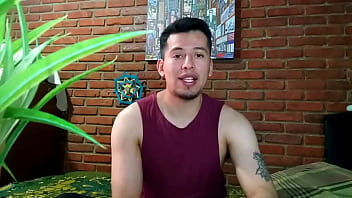 Hombre Casado Engaño A Su Mujer Con El Chacal Dotado De 21 Cm De Grindr ! ( Relato Sexual)