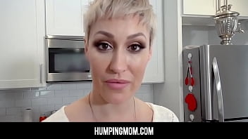 Humpingmom - Stepson Fucks Her Stepmom Ryan Keely From Behind On The Kitchen Counter And Makes A Hot Porn Video - sex, pussy, big, tits, boobs, milf, blowjob, handjob, doggystyle, POV, blowjobs, videos, fucks, step - Video 1256358