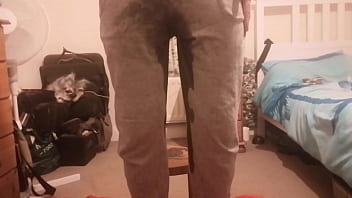 Pissing In My Clothes And Getting Nice N Wet