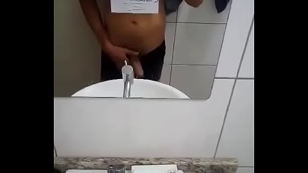 Novinho Dotado Punheteiro