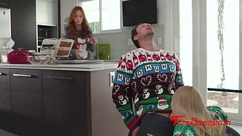 Stepdad' Personal Porn Star On Christmas Eve- Emma Hix