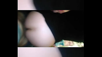 Cogiendo Con Medi Mientras Cuidaba La Casa De Un Amigo