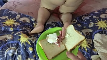 My Anal Slave Eats A Delicious Sandwich Prepared In Her Ass Hole