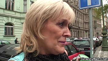 Picked Up Old Skinny Whore Takes It From Behind