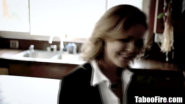 Young Real Estate Agent Screwed Hard By Creepy Client