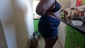 Hidden Cam Catched What My Maid Doing In Kitchen While Working