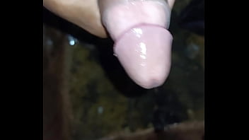 Salir A Baño A Bañarme Y Me Hice Una Paja Bien Rica