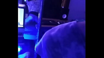 Blanquita Rubia En Tacones Y Tanga