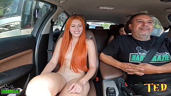 Linda Ruiva Resolve Ser Atriz Porn_ E Entrou Pelada No Carro