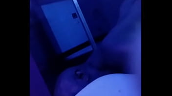 Negão Chupando Meu Cu Antes De Meter.