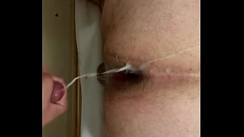 Eu Tomando No Cu Gostoso Até Levar Uma Leitada Em Cima Da Minha Bunda