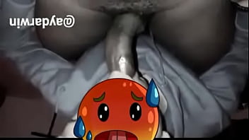 Culeo En Cabinas Y Con El Tiempo Chupo La Verga De Un Negro.