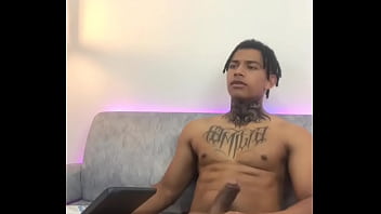 Mi Novia Se Fue Y Yo Le Hice Un Masaje A Mi Verga