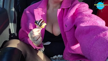 Wife Plays With Her Pussy While On A Drive