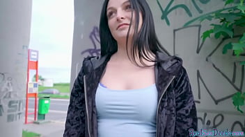 Deepthroating Babe Public Pov Fucked Outdoor After Casting