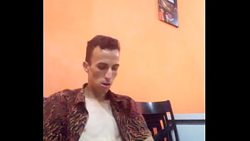 Masturbação No Trabalho - masturbation, gay-porn - Video 1039817