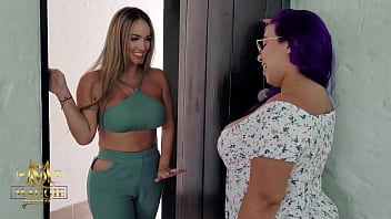 My First Tinder Date Is Kourtney Love