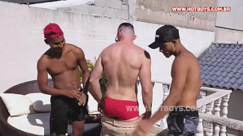 Eu E Meu Amigo Metemos Pica No Personal Da Academia