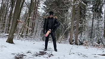 Blackleatherhands With Monsterdildo