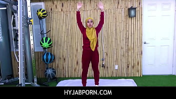 Hyjabporn - Fitness Trainer Fucks Exotic Arabic Client - POV, arab, muslim, arabe, hijab, muslim-girl, muslim-teen, arab-girl, arab-hijab, muslim-porn, arab- - Video 1124086