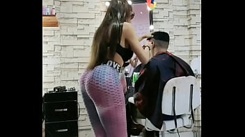 Me Cojo Una Trans En Su Estetica Corte Con Final Feliz