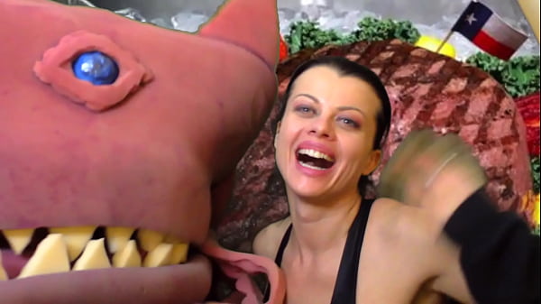 Nadia White Loves Kitty Gulp!