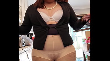 Latina Wife Showing Her Pussy