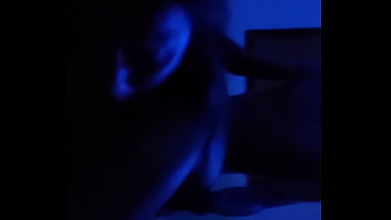 En La A Pt 1, Me Cogen Dos Morrillos Bien Calientes