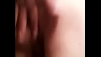 Acariciando Mis Nalgas Junto Al Ano