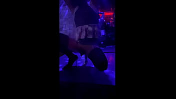 Stripper Zorra Bailando Tubo Para Amante _ Stripper Slut Doing Pole Dance To Lover