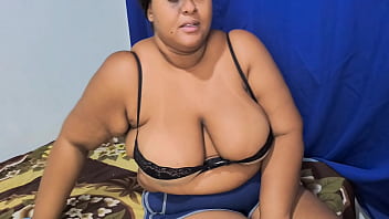 Madrasta é Flagrada Pelo Enteado Trocando De Roupa , Ele Fode Sua Grande Buceta E Grande Bunda E Leva Gozada