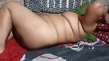Indian Bhabhi Romance With Husband - indian, husband, romance, bhabhi - Video 943624