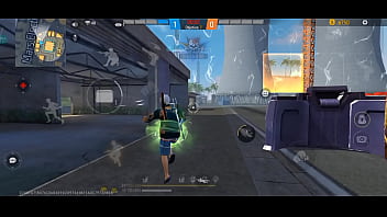 Jogador Fode Outros Em Uma Sala Pequena