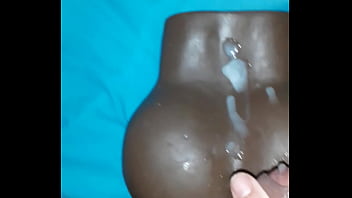 Bien Baiser Son Jouet Pour Jouir Dessus