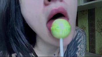 Lollipop Pussy Juice Wanna Clean Up?