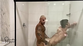 Eu Conheci Esse Cara Na Academia E Levei Para O Motel.(disponível Para Assinantes)