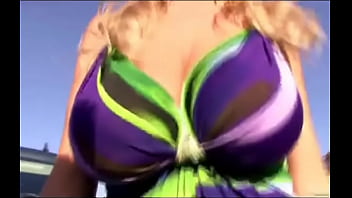 Kelly Madison' Huge Boobies Bouncing Uncontrollably