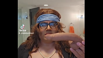 How To Suck A Dick - big, milf, mature, big-ass, trans, taboo, big-cock - Video 1051243