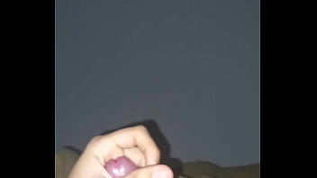 Novinho Gostoso De 19 Anos Se Masturbando