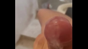 Joven Se Mastubaba Y Termina Corriendose