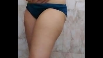 Indian Girl Caught In Camera At College Bathroom