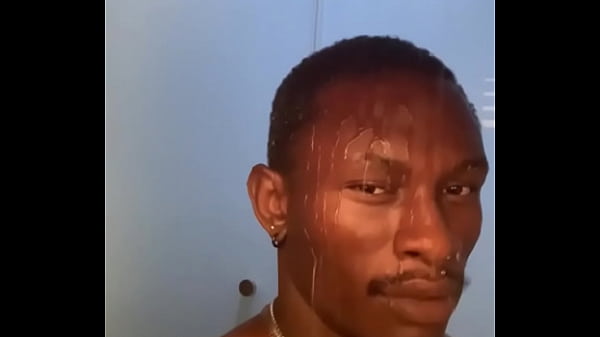 Stilesbhalifa1 Shower Show