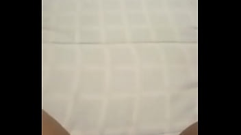 Morena Se Masturbando - morena, bucetuda - Video 1032702