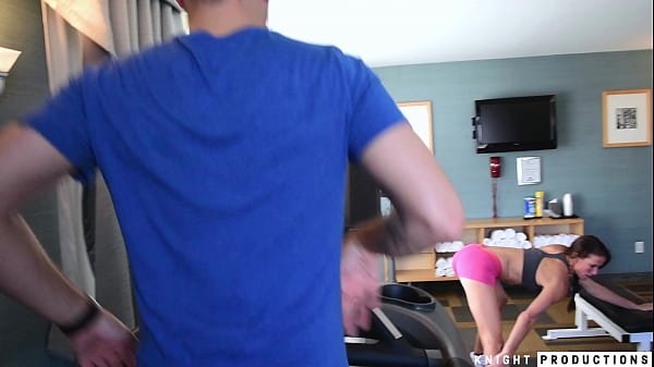 Sofie Marie Meets Guy In The Gym And Works Out His Cock