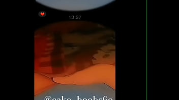 Metiendome Los Dedos Hasta Correrme