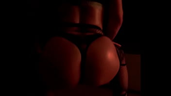 Ass Shaking Teen Slut Sexy Dance
