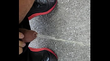 Quick Piss Outdoors
